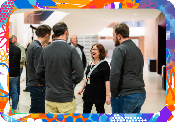 Photo de plusieurs collaborateurs Divalto au Palais de la Musique et des Congrès de Strasbourg.